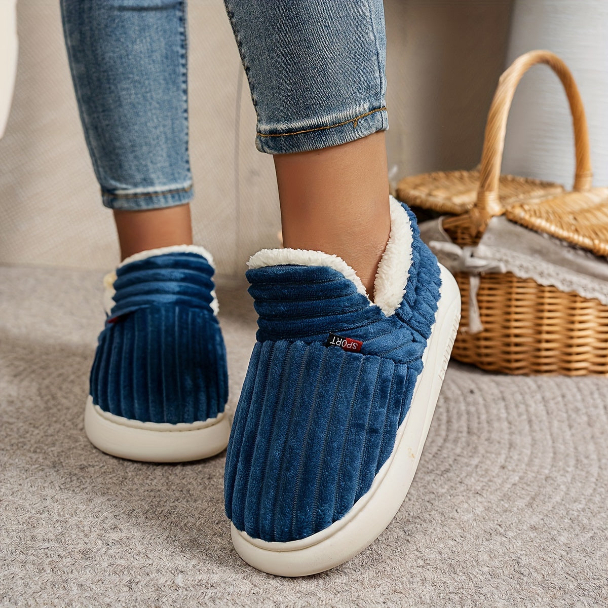 Plush-Lined Ribbed Pantoffels