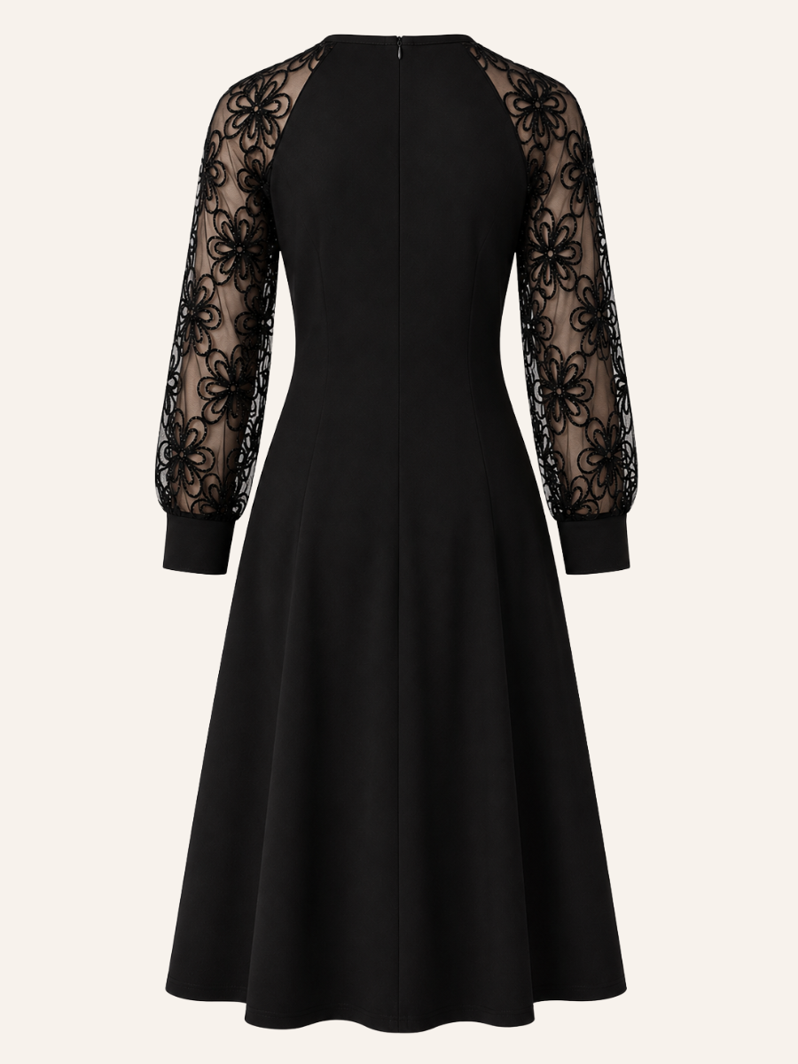 Floral Lace-Sleeve Jurk