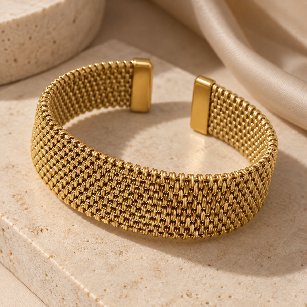 Gold-colored Mesh Cuff Armband