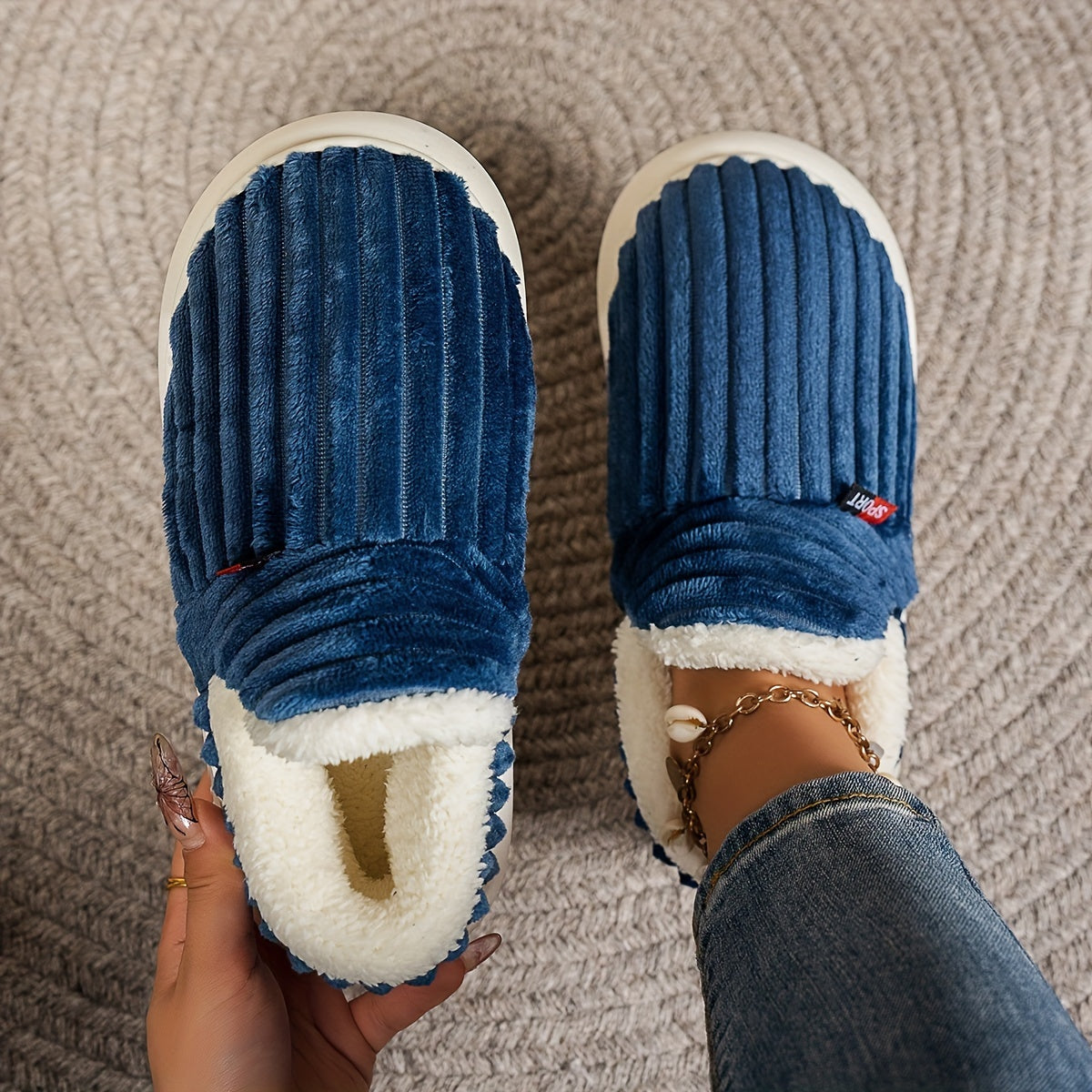 Plush-Lined Ribbed Pantoffels