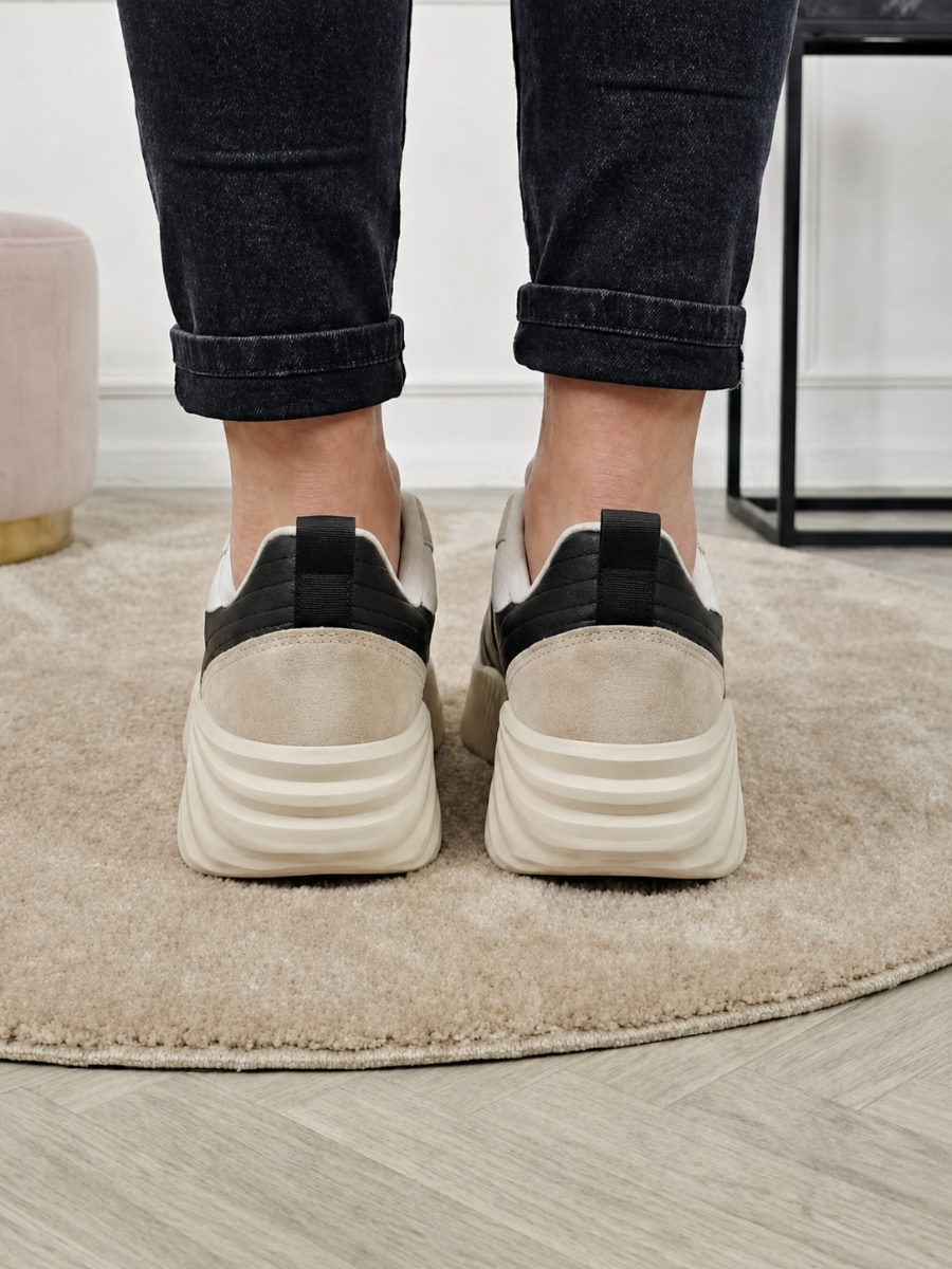 Ribbed-Sole Original Sneakers